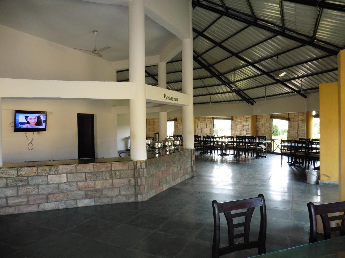 Tusk And Roar Corbett Resort Dhela Екстериор снимка