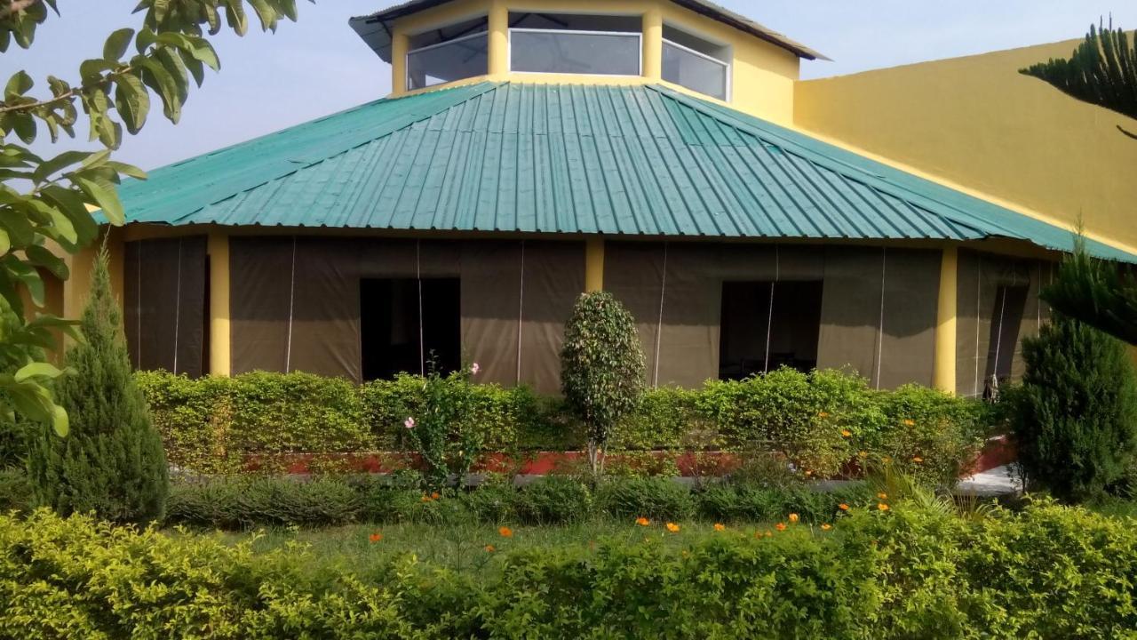 Tusk And Roar Corbett Resort Dhela Екстериор снимка